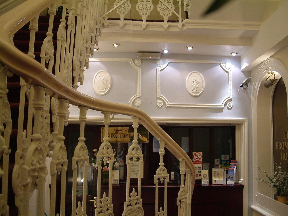 The Brompton Hotel London Exterior photo